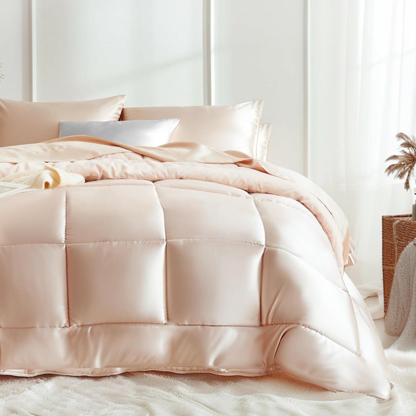 MR&HM Queen Comforter Set Black, Reversible Satin Microfiber Comforter Set for All Seasons, 3 Pieces Non-Slip Silky Soft Bedding Sets with 1 Comforter (90"x90") and 2 Pillowcases (20"x26")