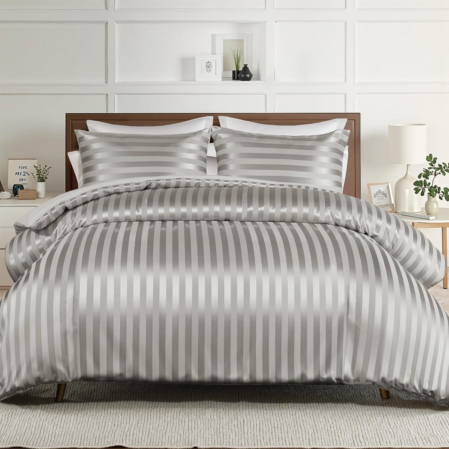 Whale Flotilla 3-Piece Reversible Silky Soft King Size Comforter Set, Luxury Stripe Satin Oversized Comforter Bedding Set with 2 Satin Pillowcases, Lightweight Duvet for All Seasons, Black