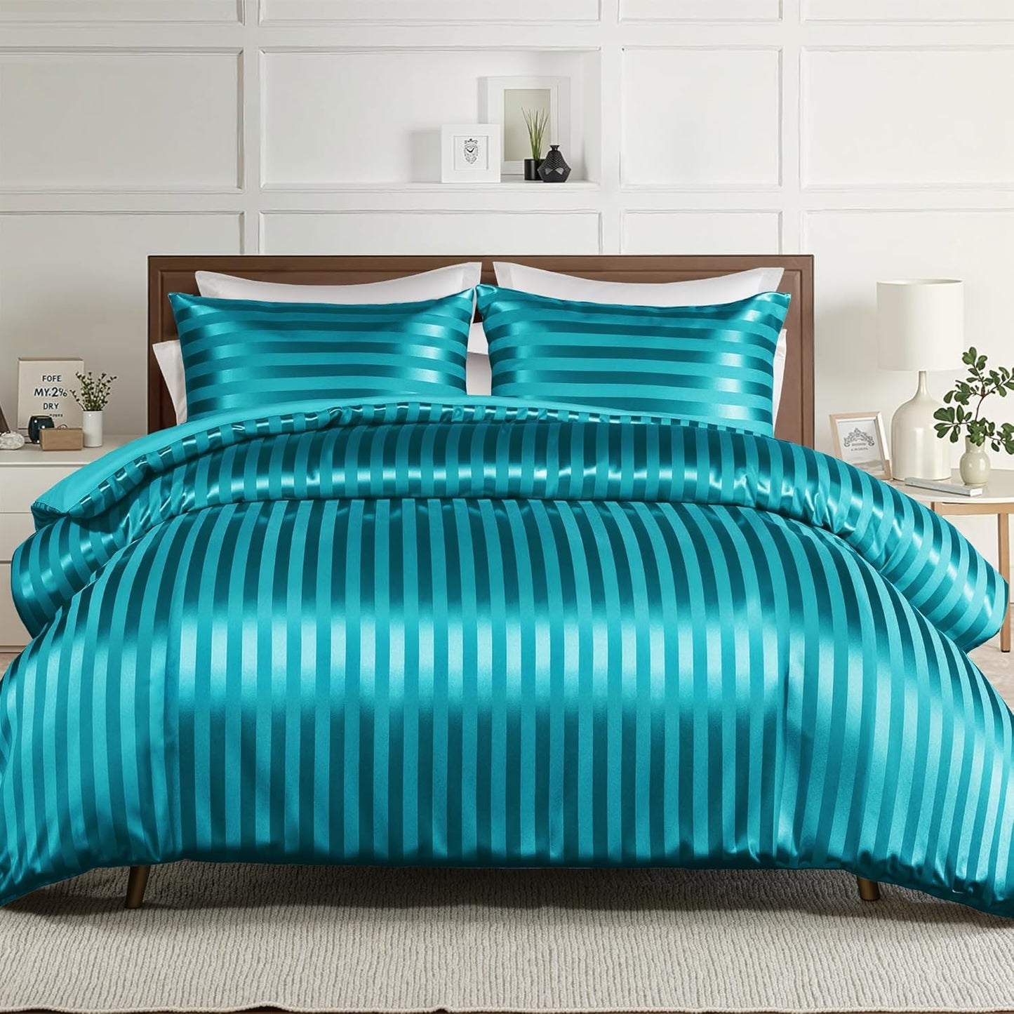 Whale Flotilla 3-Piece Reversible Silky Soft King Size Comforter Set, Luxury Stripe Satin Oversized Comforter Bedding Set with 2 Satin Pillowcases, Lightweight Duvet for All Seasons, Black